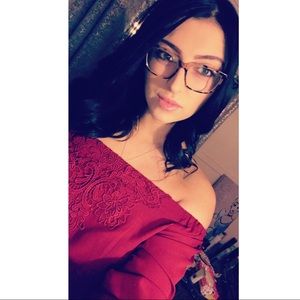 Meet your Posher, Carissa